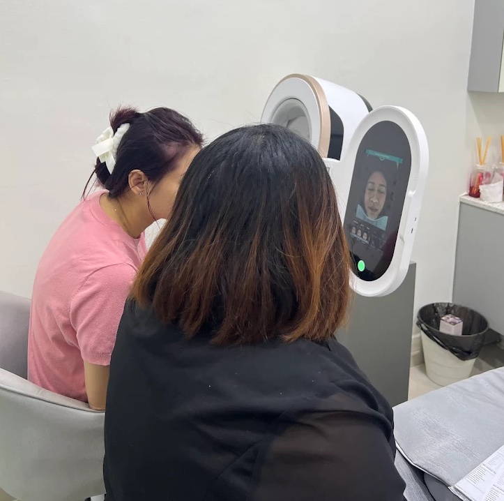 Celmonze Treatment Room